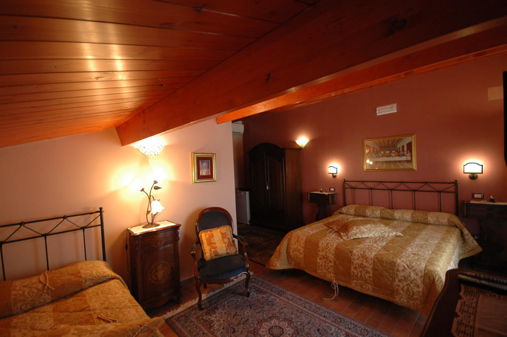 B&B La Ginestra Чивита Экстерьер фото