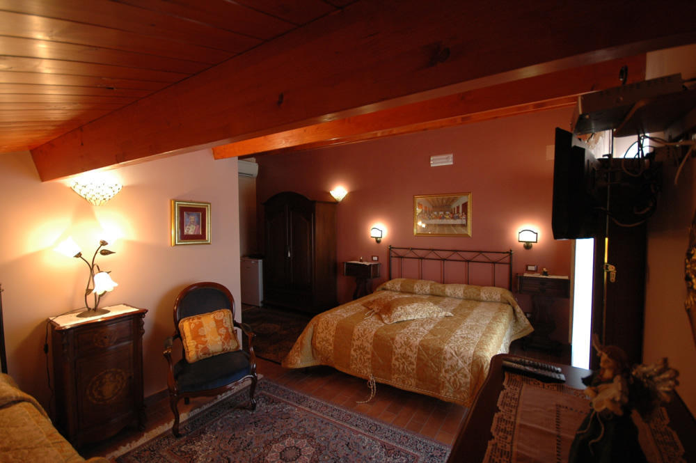 B&B La Ginestra Чивита Экстерьер фото