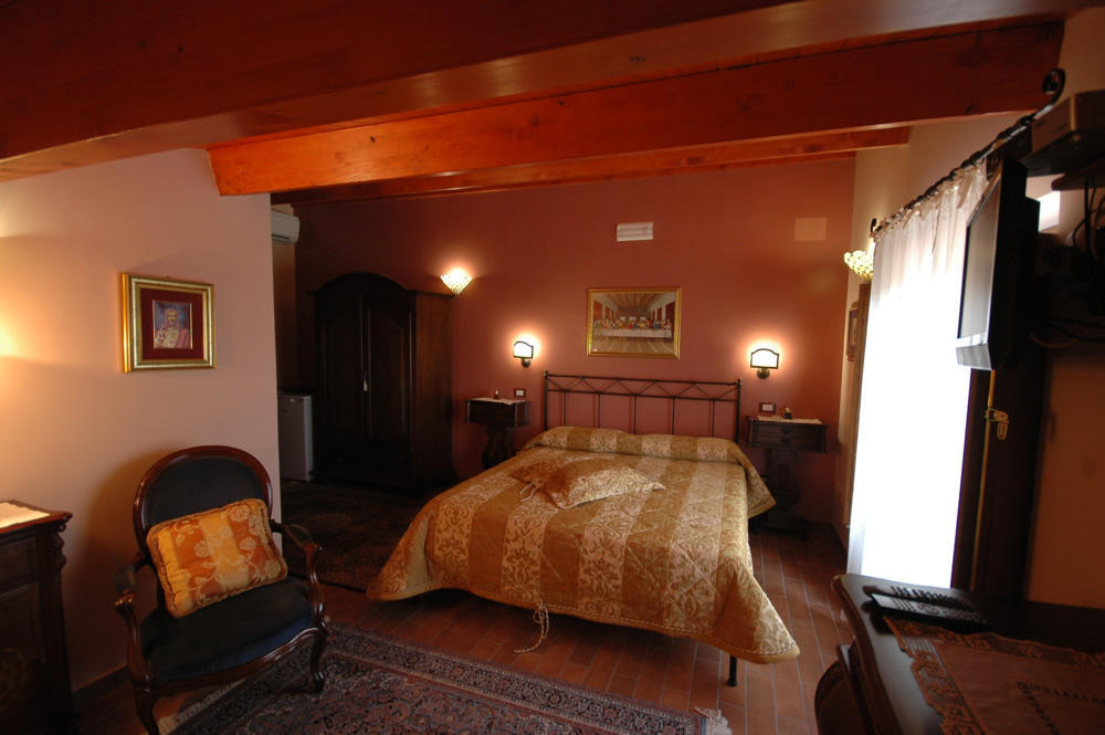 B&B La Ginestra Чивита Экстерьер фото